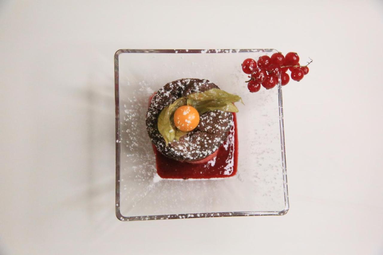 Le Castellas Hotel & Spa - Teritoria Collias ภายนอก รูปภาพ
