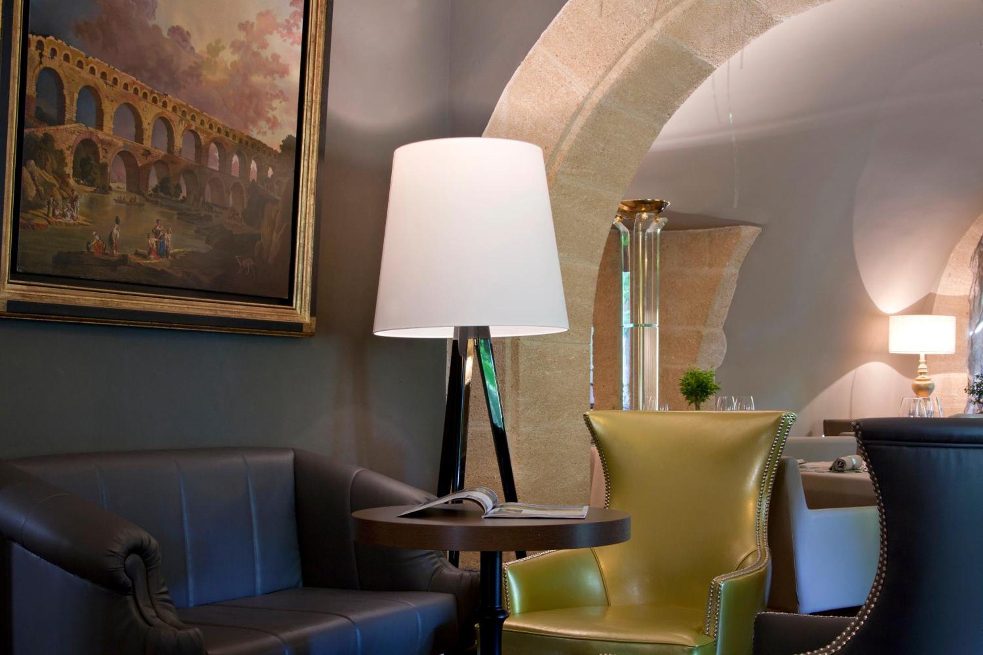 Le Castellas Hotel & Spa - Teritoria Collias ภายนอก รูปภาพ